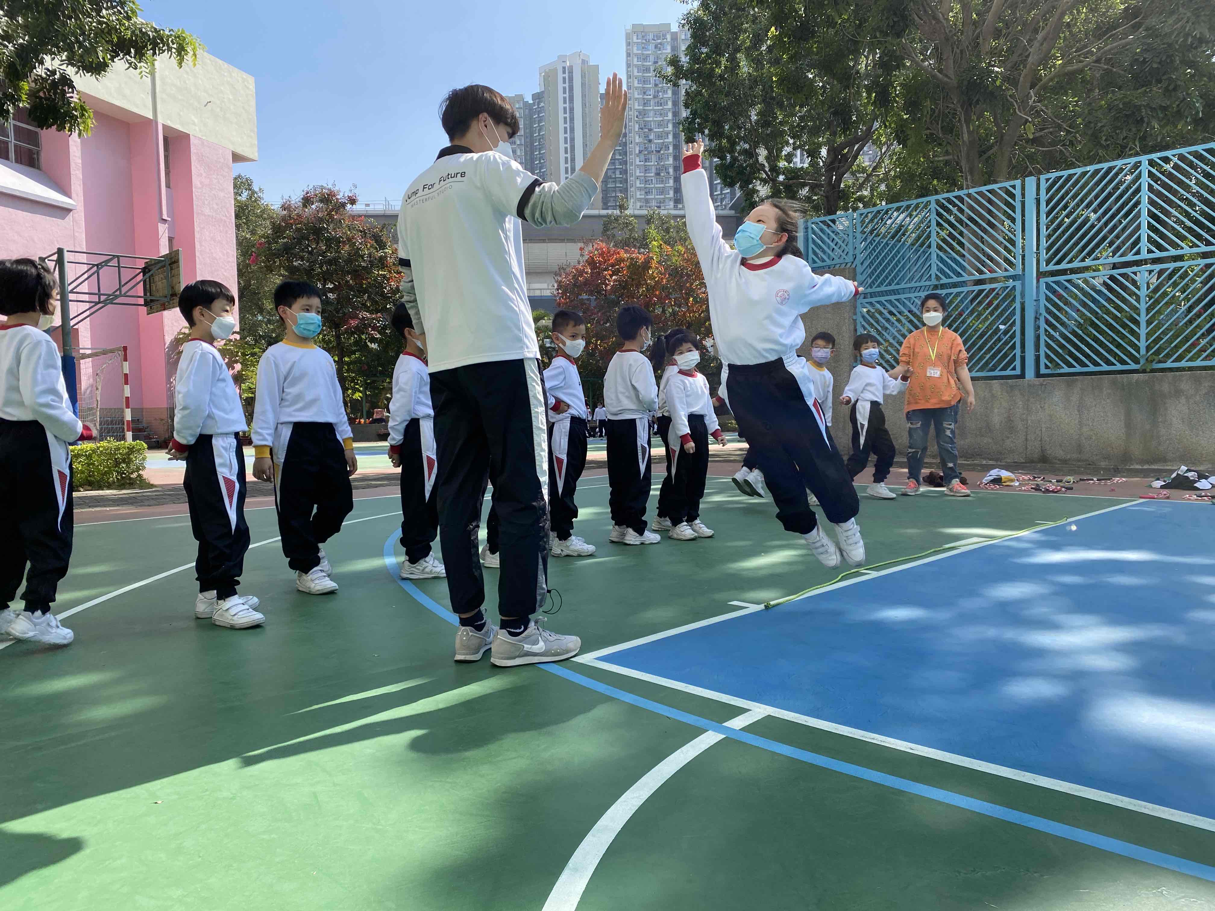 學校訓練班 我們提供學校訓練班